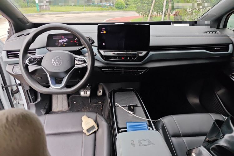 Used Volkswagen ID.4 X 2021 Pure+ Long-Range Edition Center Console