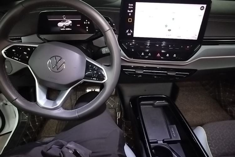 Used Volkswagen ID.4 X 2021 Pro Smart Long-Range Edition Center Console