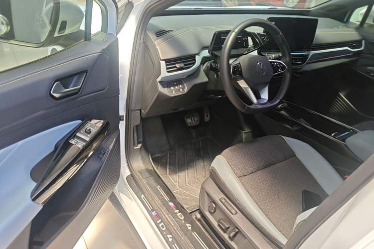 Used Volkswagen ID.4 X 2021 Pro Smart Long-Range Edition Driver Seat