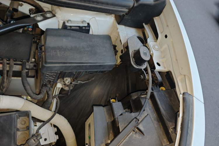 Used Volkswagen ID.4 X 2021 Pro Smart Long-Range Edition Engine Bay Left