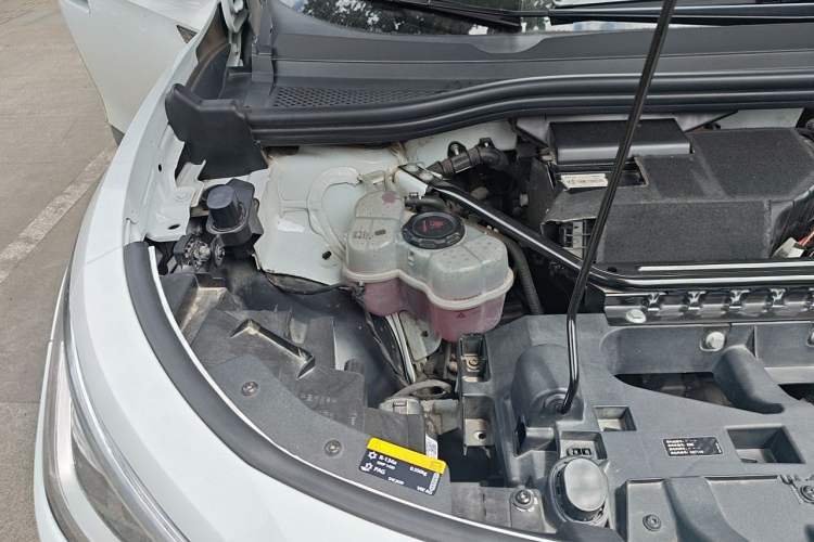 Used Volkswagen ID.4 X 2021 Pure+ Long-Range Edition Engine Bay Right
