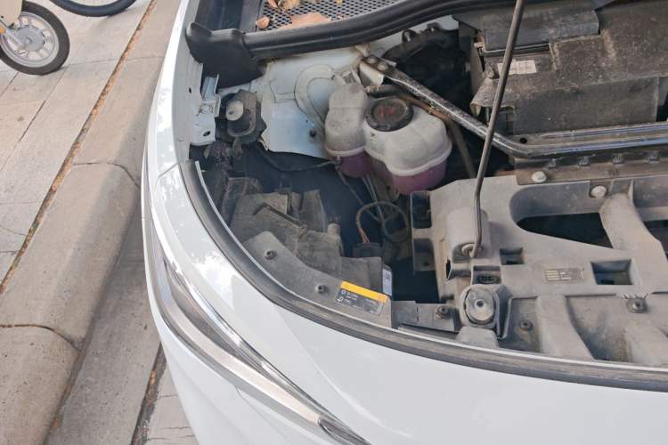 Used Volkswagen ID.4 X 2021 Pro Smart Long-Range Edition Engine Bay Right
