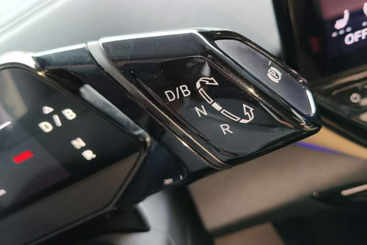 Used Volkswagen ID.4 X 2021 Pro Smart Long-Range Edition Gear Lever