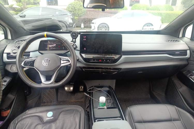 Used Volkswagen ID.4 X 2021 Pure+ Long-Range Edition Headliner