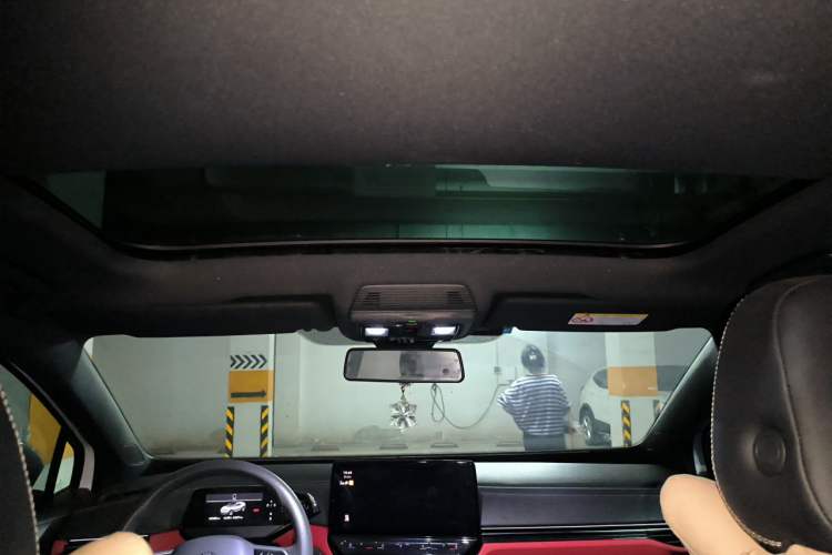 Used Volkswagen ID.4 X 2021 Pure+ Long-Range Edition Headliner