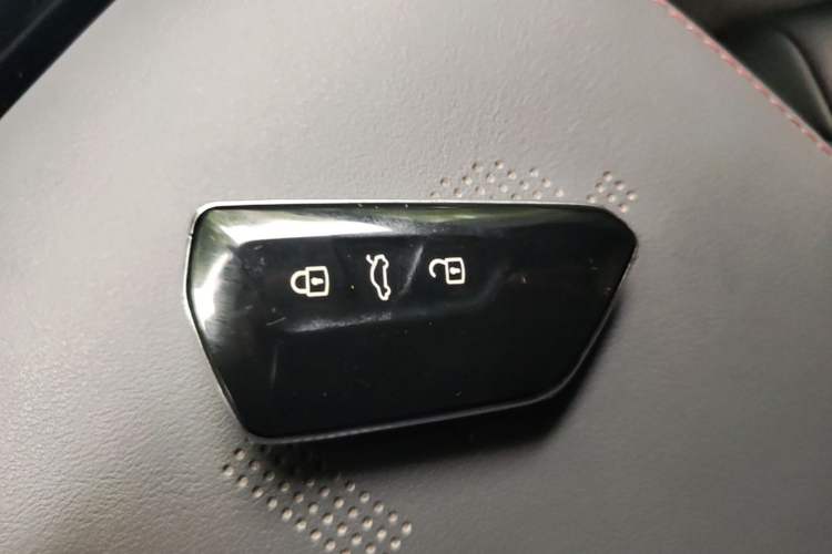 Used Volkswagen ID.4 X 2021 Pure+ Long-Range Edition Interior 1