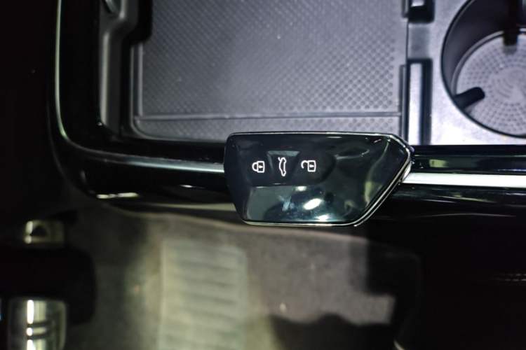 Used Volkswagen ID.4 X 2021 Pure Edition Interior 1