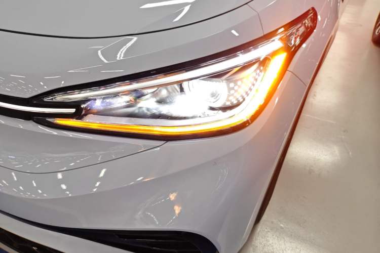 Used Volkswagen ID.4 X 2021 Pure Edition Left Front Headlight