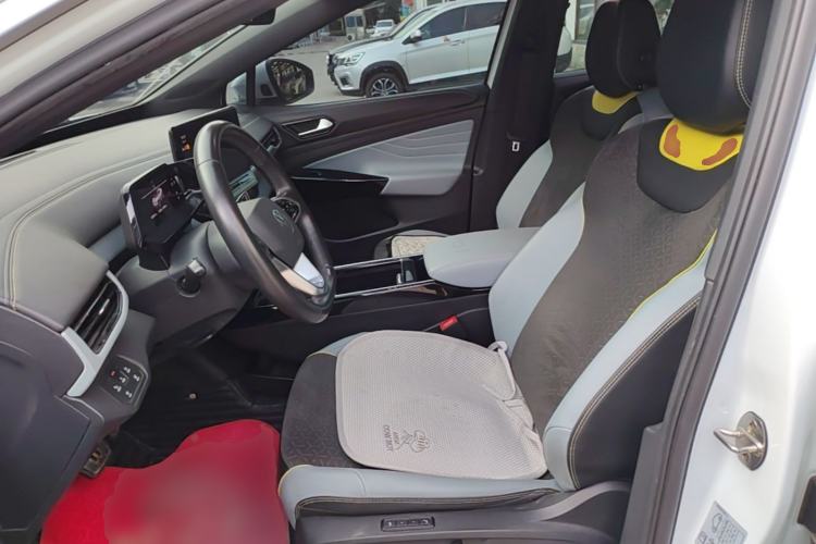 Used Volkswagen ID.4 X 2021 Pro Smart Long-Range Edition Left Front Seat