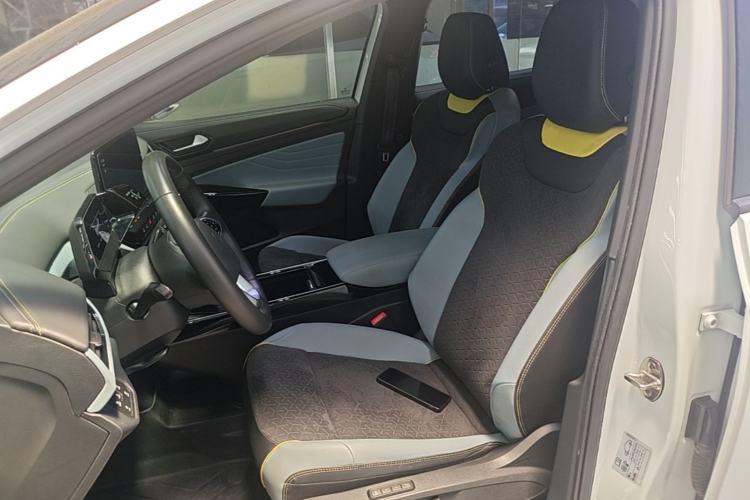Used Volkswagen ID.4 X 2021 Pro Smart Long-Range Edition Left Front Seat