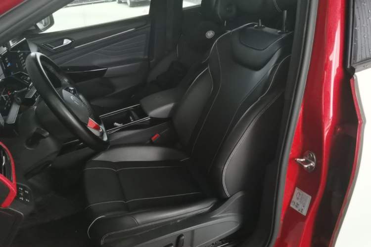 Used Volkswagen ID.4 X 2021 Pure+ Long-Range Edition Left Front Seat