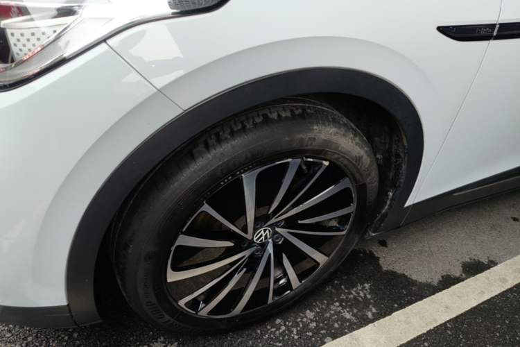 Used Volkswagen ID.4 X 2021 Pro Smart Long-Range Edition Left Front Wheel Hub