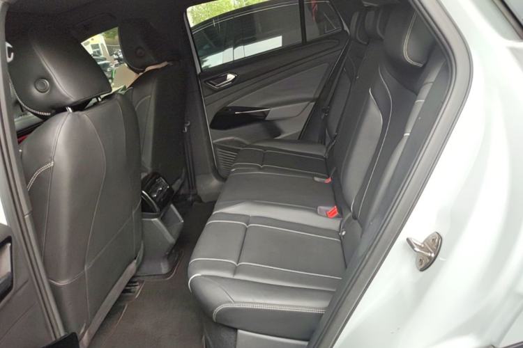 Used Volkswagen ID.4 X 2021 Pure+ Long-Range Edition Left Rear Seat
