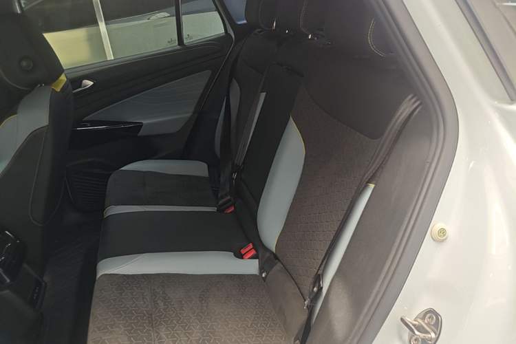 Used Volkswagen ID.4 X 2021 Pro Smart Long-Range Edition Left Rear Seat
