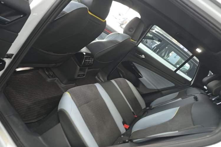 Used Volkswagen ID.4 X 2021 Pro Smart Long-Range Edition Left Rear Seat