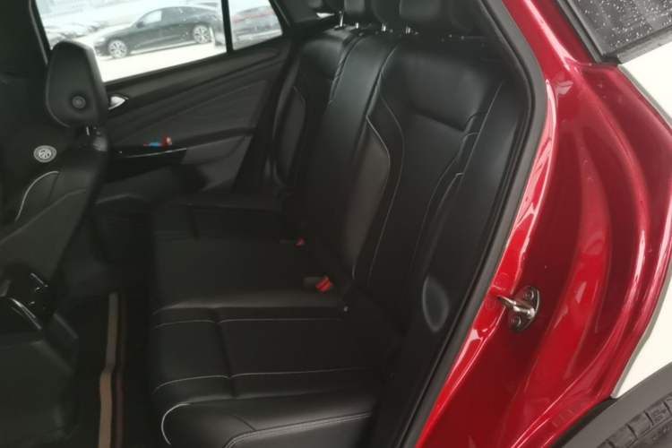 Used Volkswagen ID.4 X 2021 Pure+ Long-Range Edition Left Rear Seat