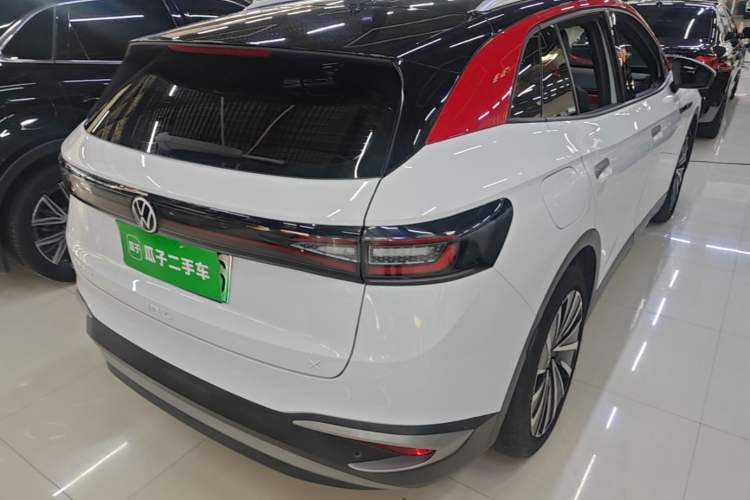 Used Volkswagen ID.4 X 2021 Pure+ Long-Range Edition Rear Right 45 Deg