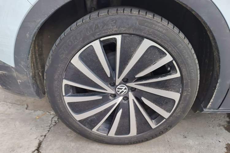Used Volkswagen ID.4 X 2021 Pro Smart Long-Range Edition Right Rear Wheel Hub