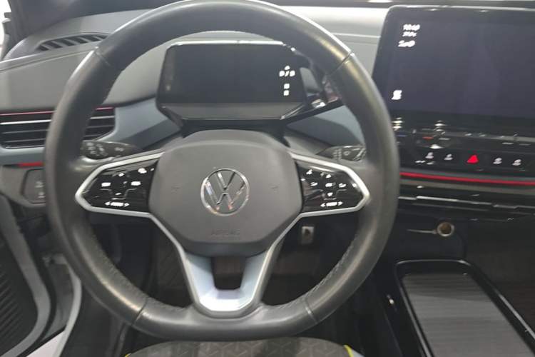 Used Volkswagen ID.4 X 2021 Pro Smart Long-Range Edition Steering Wheel