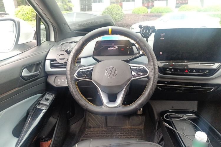 Used Volkswagen ID.4 X 2021 Pure+ Long-Range Edition Steering Wheel