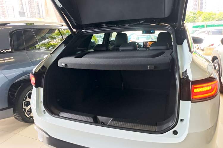 Used Volkswagen ID.4 X 2021 Pure+ Long-Range Edition Trunk
