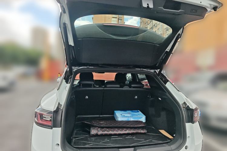 Used Volkswagen ID.4 X 2021 Pro Smart Long-Range Edition Trunk