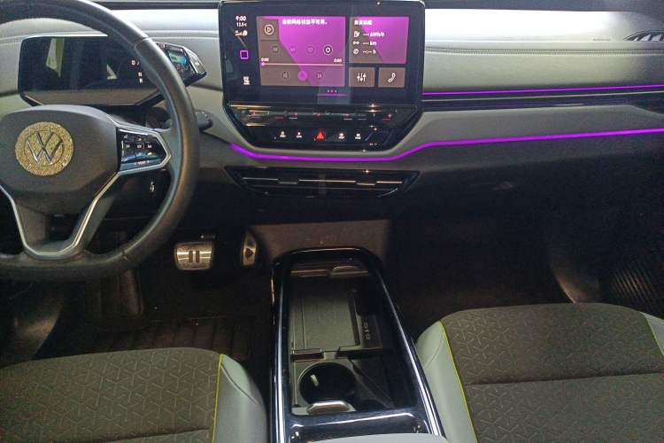 Used Volkswagen ID.4 X 2021 Pro Smart Long-Range Edition Audio And AC Panel