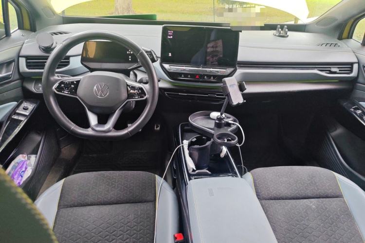 Used Volkswagen ID.4 X 2021 Pro Smart Long-Range Edition Center Console
