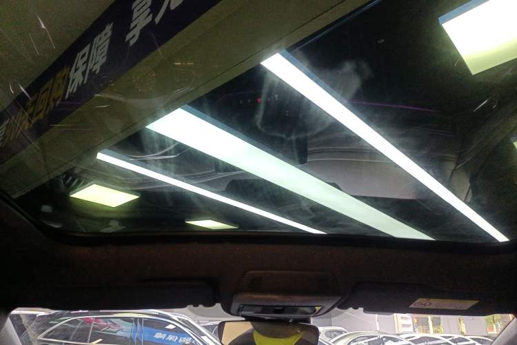 Used Volkswagen ID.4 X 2021 Pro Smart Long-Range Edition Headliner