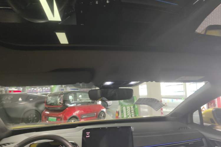 Used Volkswagen ID.4 X 2021 Pro Smart Long-Range Edition Headliner