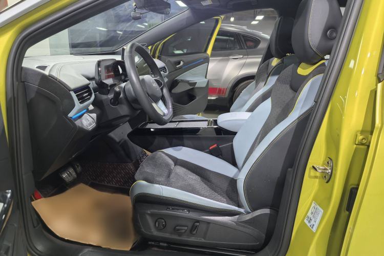 Used Volkswagen ID.4 X 2021 Prime Kinergy Four-Wheel Drive Edition Interior 1