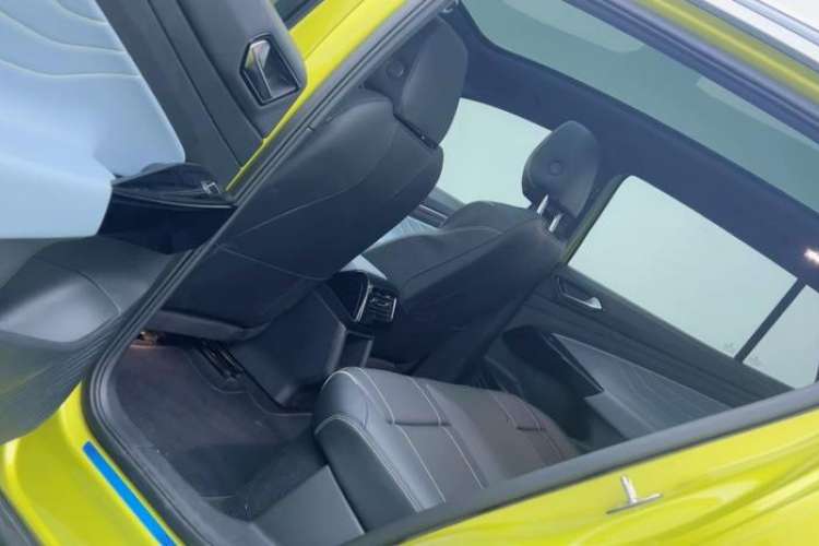 Used Volkswagen ID.4 X 2021 Pure+ Long-Range Edition Interior 4