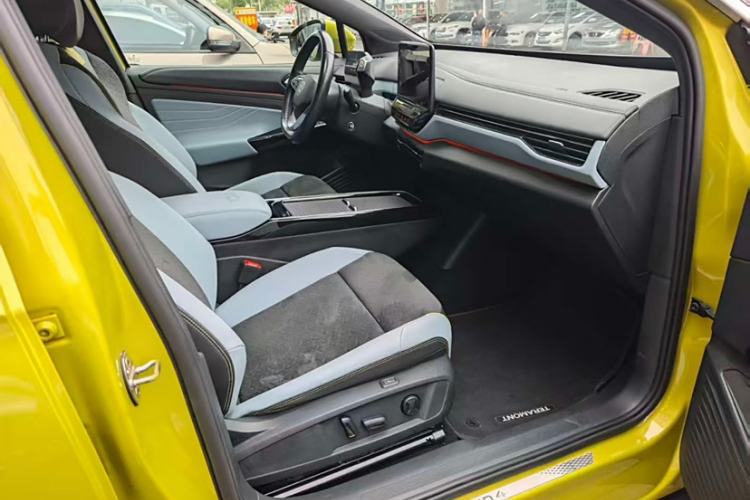 Used Volkswagen ID.4 X 2021 Pro Smart Long-Range Edition Interior 5