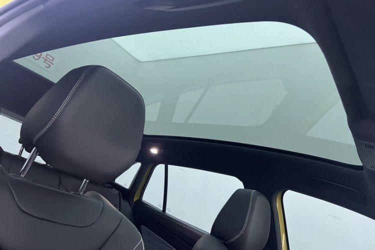 Used Volkswagen ID.4 X 2021 Pure+ Long-Range Edition Interior 5