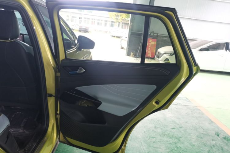 Used Volkswagen ID.4 X 2021 Pro Smart Long-Range Edition Interior 6