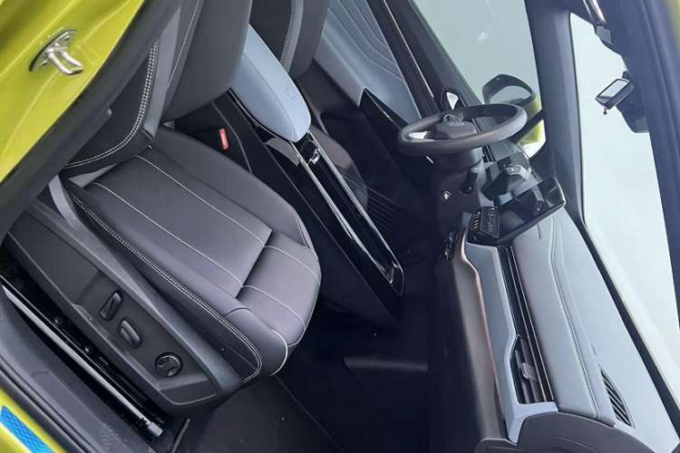 Used Volkswagen ID.4 X 2021 Pure+ Long-Range Edition Interior 6