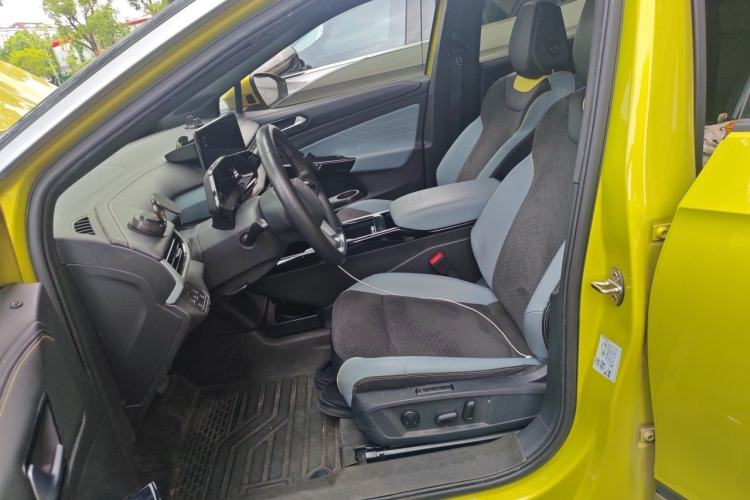 Used Volkswagen ID.4 X 2021 Pro Smart Long-Range Edition Left Front Seat
