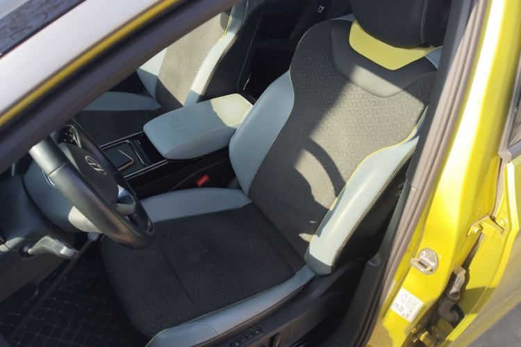 Used Volkswagen ID.4 X 2021 Pro Smart Long-Range Edition Left Front Seat