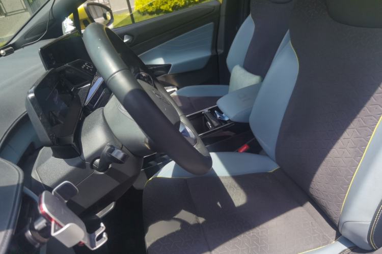 Used Volkswagen ID.4 X 2021 Pro Smart Long-Range Edition Left Front Seat