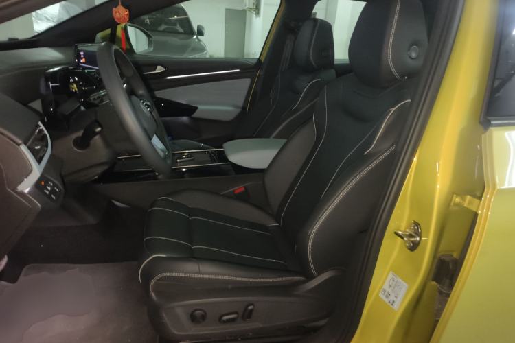Used Volkswagen ID.4 X 2021 Pure Edition Left Front Seat