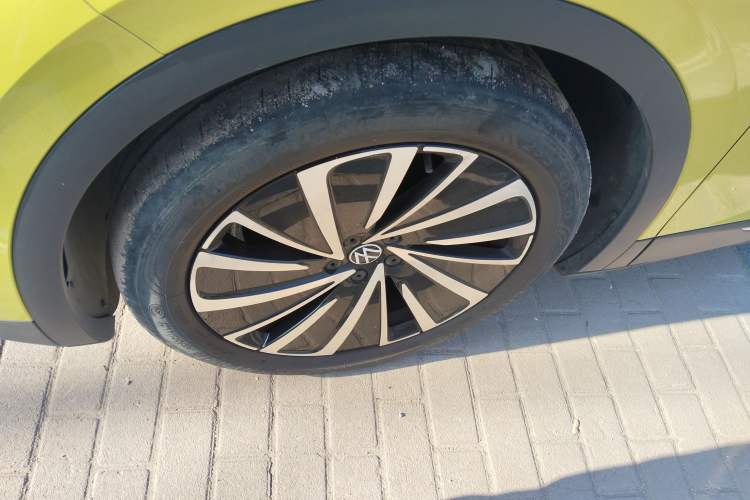 Used Volkswagen ID.4 X 2021 Pro Smart Long-Range Edition Left Front Wheel Hub