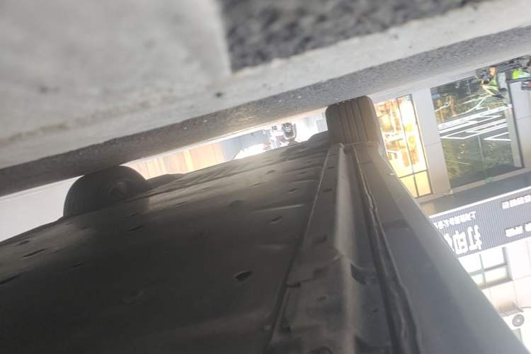 Used Volkswagen ID.4 X 2021 Pro Smart Long-Range Edition Left Side Sill