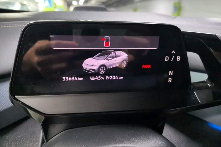 Used Volkswagen ID.4 X 2021 Prime Kinergy Four-Wheel Drive Edition Odometer Close Up