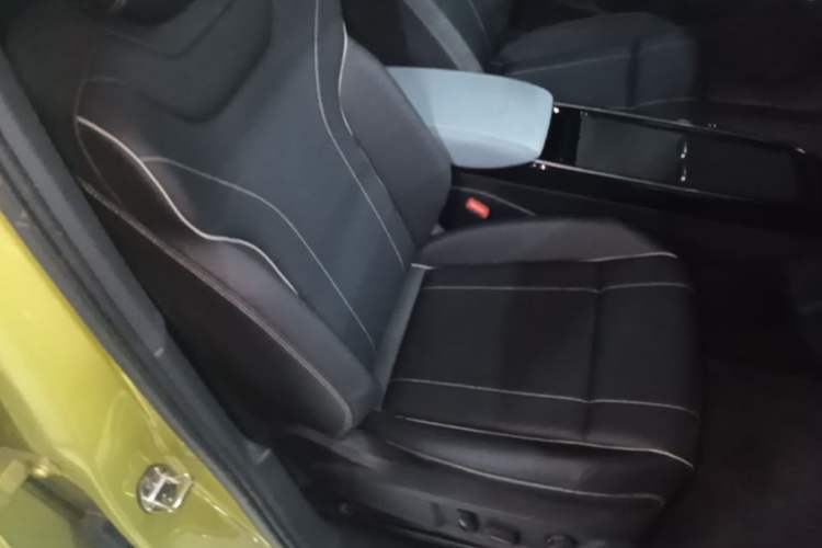 Used Volkswagen ID.4 X 2021 1st Edition ID. First Impression Edition Right Front Seat