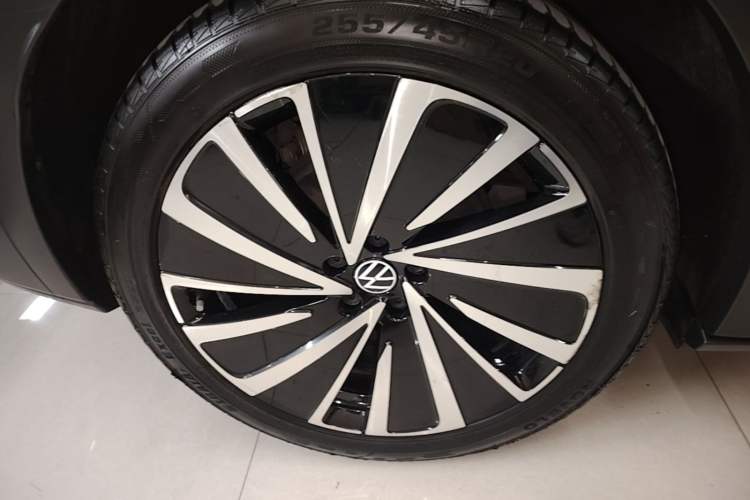 Used Volkswagen ID.4 X 2021 Pro Smart Long-Range Edition Right Rear Wheel Hub