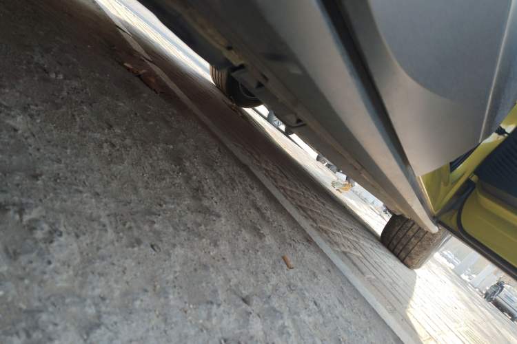 Used Volkswagen ID.4 X 2021 Pro Smart Long-Range Edition Right Side Sill