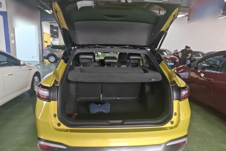 Used Volkswagen ID.4 X 2021 Pure Edition Trunk