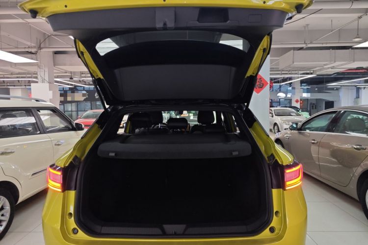 Used Volkswagen ID.4 X 2021 Pure+ Long-Range Edition Trunk