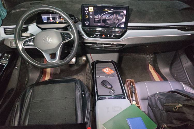 Used Volkswagen ID.4 X 2022 Pure Smart Edition Center Console