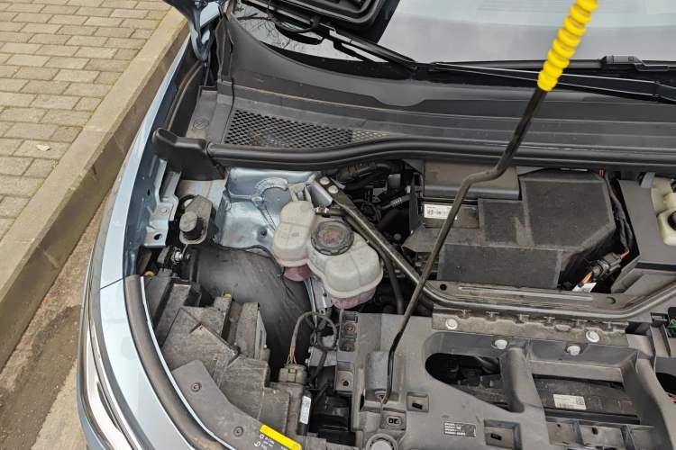 Used Volkswagen ID.4 X 2022 Intelligent Long-Range Version Engine Bay Right